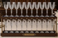 Ensemble de 20 verres en cristal taillé à la main (1985)