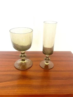 Ensemble de 8 verres fumés de biot — verre soufflé bouche, années 1970