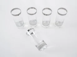 Ensemble de verres, style Hollywood Regency, années 1970, fabriqué en Italie.
