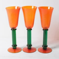 Ensemble de 3 verres à tige vintage orange et vert / Kosta Boda / Suède / 1980