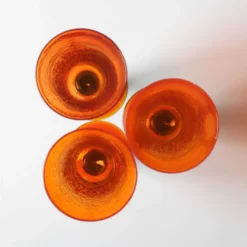 Ensemble de 3 verres à tige vintage orange et vert / Kosta Boda / Suède / 1980