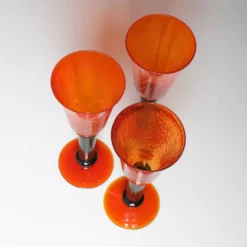 Ensemble de 3 verres à tige vintage orange et vert / Kosta Boda / Suède / 1980