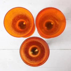 Ensemble de 3 verres à tige vintage orange et vert / Kosta Boda / Suède / 1980