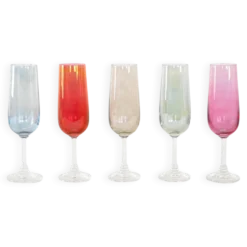 Ensemble de verres à vin colorés, années 1960, fabriqués en Tchécoslovaquie.