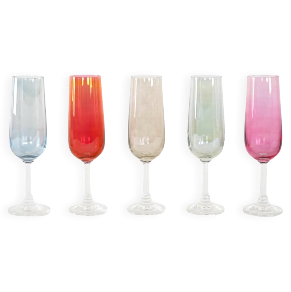 Ensemble de verres à vin colorés, années 1960, fabriqués en Tchécoslovaquie.