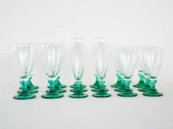 Ensemble de verres à vin et à champagne, années 1970, fabriqué en Italie.