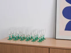Ensemble de verres à vin et à champagne, années 1970, fabriqué en Italie.