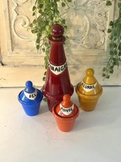 Ensemble de vinaigrette en céramique français des années 1950, style Pol Chambost.