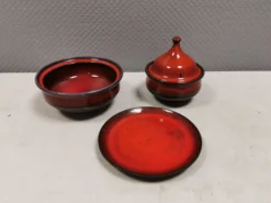 Ensemble en céramique LOT de la céramique danoise Ditlev des années 1980.
