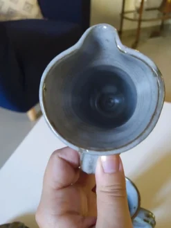 Ensemble en grès années 70, 2 tasses et 2 pichets