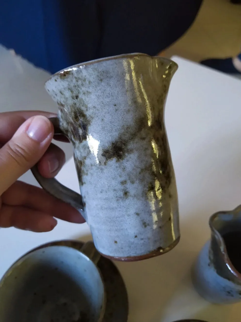 Ensemble en grès années 70, 2 tasses et 2 pichets