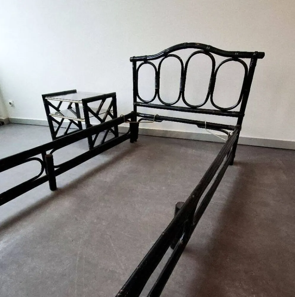 Ensemble lit et chevet en bambou & rotin, design italien, années 70