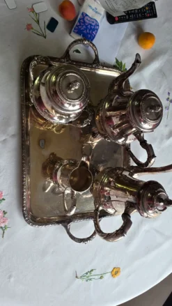 Ensemble métal argenté Christophe avec son plateau théière cafetière s