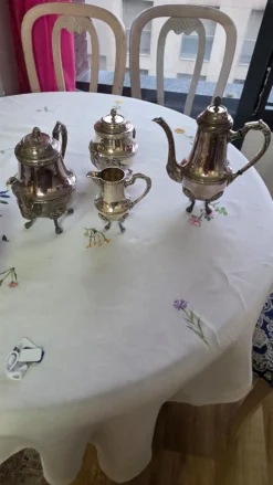 Ensemble métal argenté Christophe avec son plateau théière cafetière s