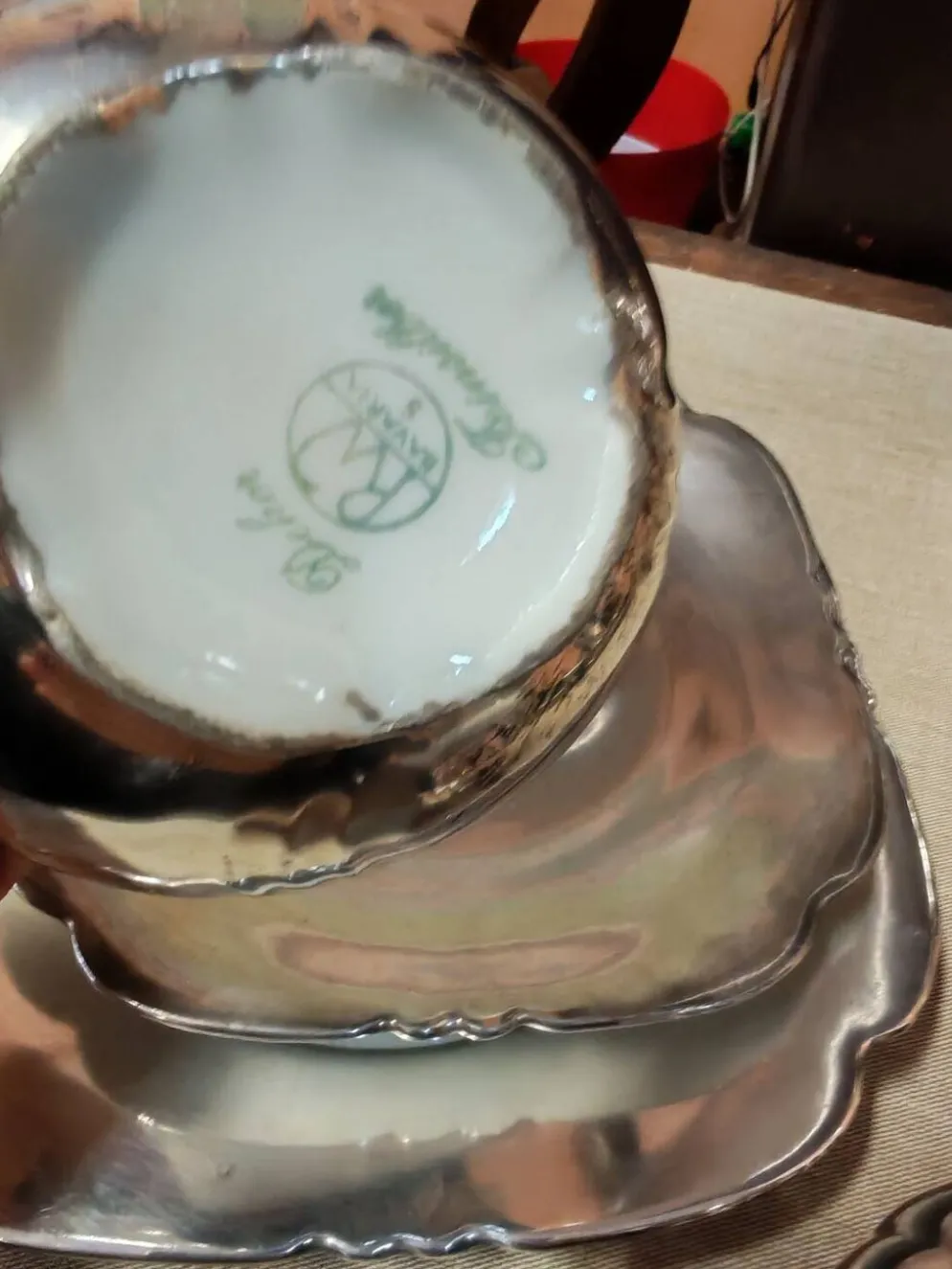 Ensemble petit déjeuner à thé ou café en porcelaine