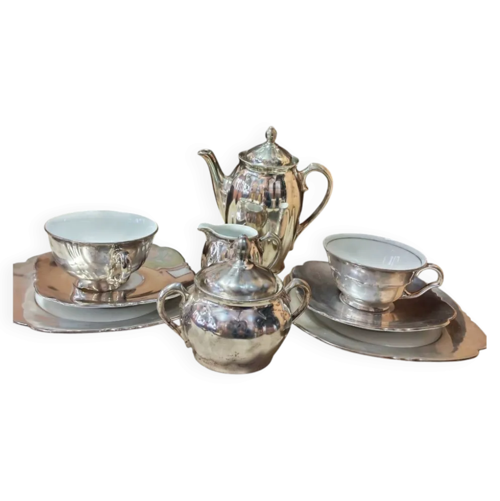 Ensemble petit déjeuner à thé ou café en porcelaine