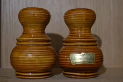 Ensemble poivrier et salière de Saint Clément