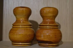 Ensemble poivrier et salière de Saint Clément