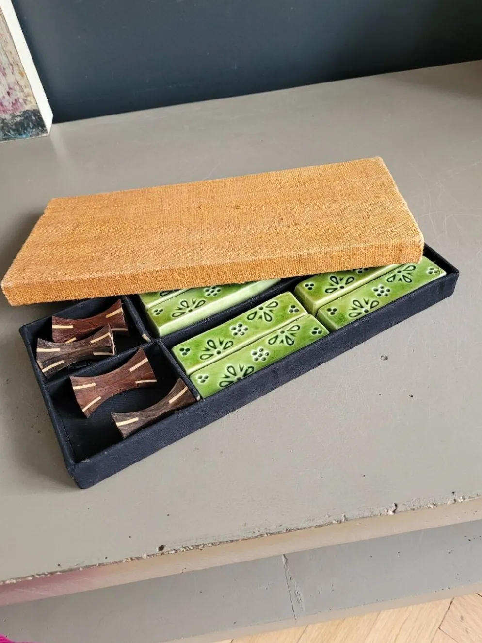 Ensemble porte-couteaux et porte-baguettes
