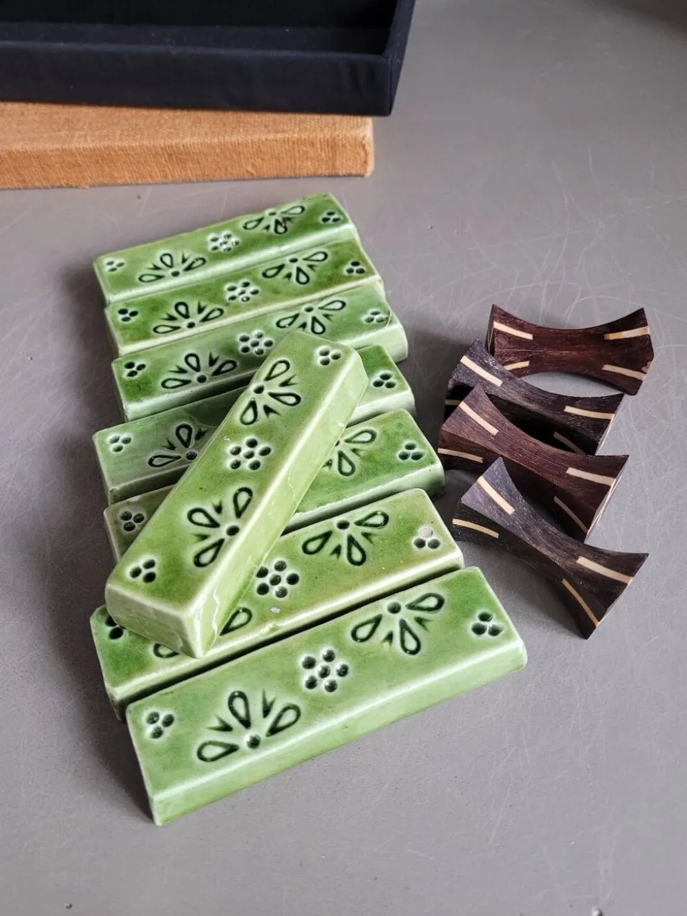 Ensemble porte-couteaux et porte-baguettes