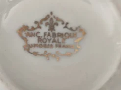 Ensemble pot à lait et crémier en porcelaine de Limoges