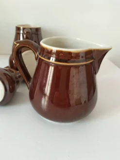 Ensemble pots à lait style bistrot