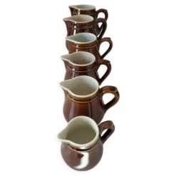Ensemble pots à lait style bistrot