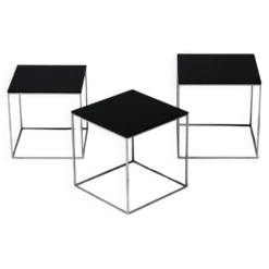 Ensemble rare de tables gigognes PK71 par Poul Kjærholm pour E. Kold Christensen, début des années 1960.