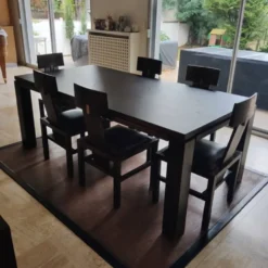 ensemble roche bobois table 2 m+ rallonge et 6 chaises bois massif