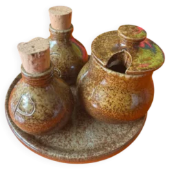 Ensemble salière poivrière et moutardier grès
