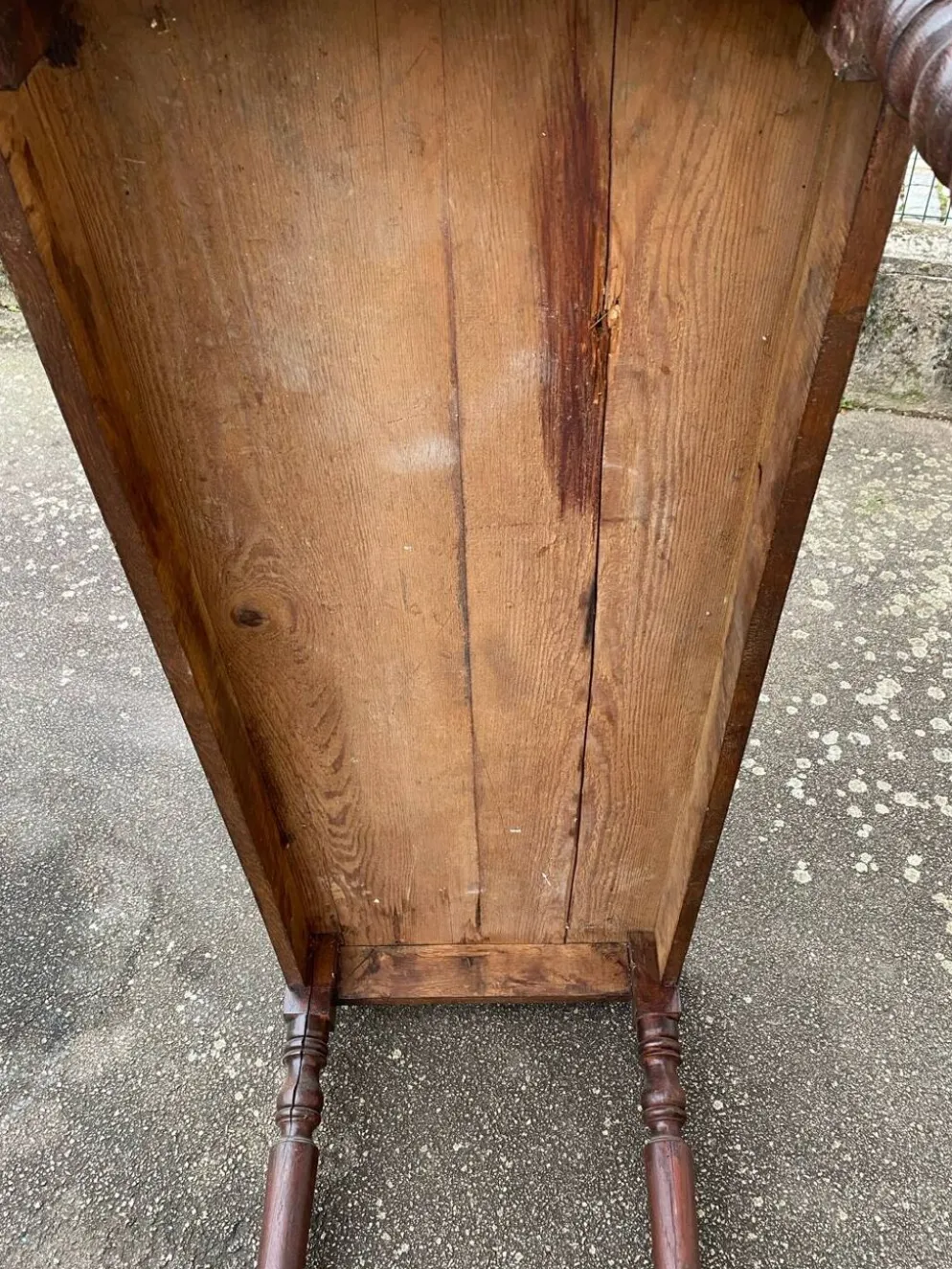 Ensemble table + chaises bistrot