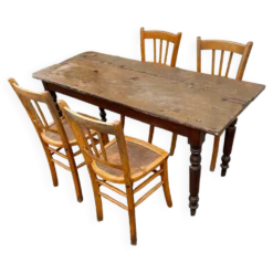 Ensemble table + chaises bistrot