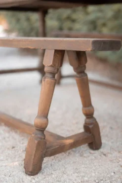 Ensemble table et bancs