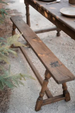 Ensemble table et bancs