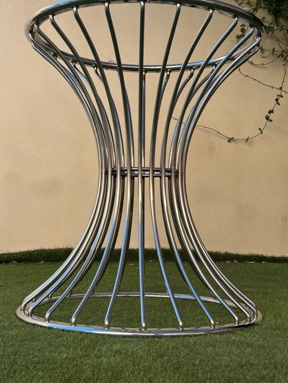 Ensemble table et 4 chaises style Rinaldi entièrement restauré