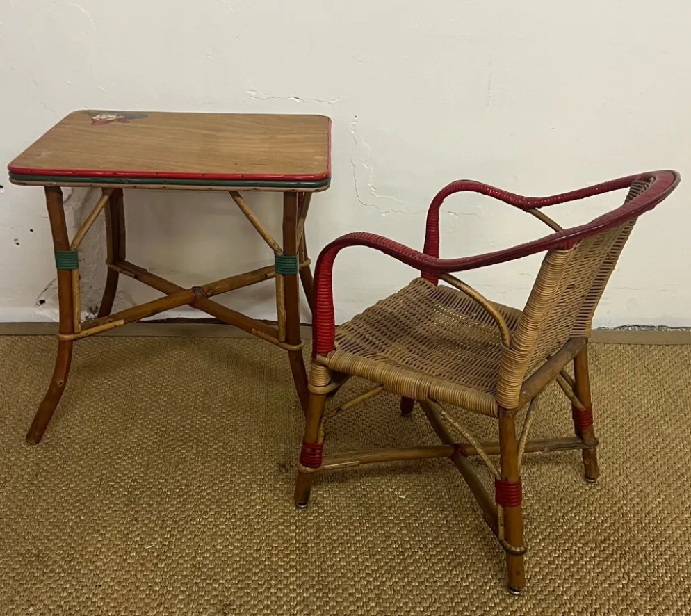 Ensemble table et fauteuil en rotin enfants