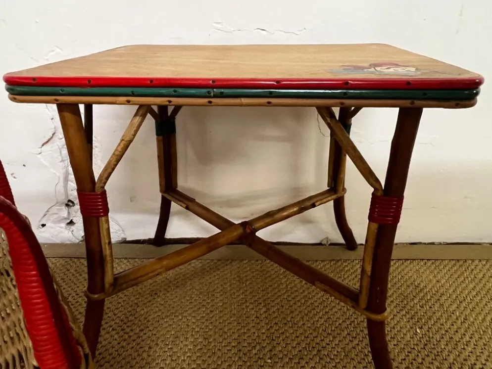 Ensemble table et fauteuil en rotin enfants