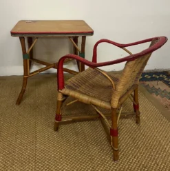 Ensemble table et fauteuil en rotin enfants
