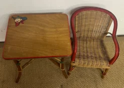 Ensemble table et fauteuil en rotin enfants