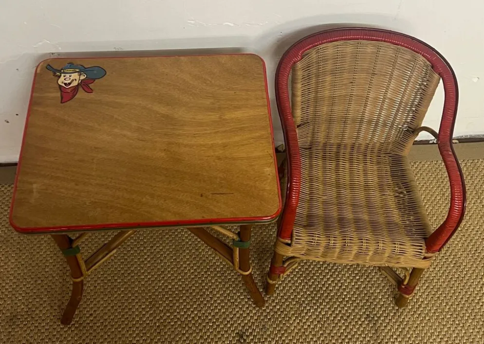 Ensemble table et fauteuil en rotin enfants