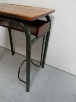 Ensemble 2 tables d’école