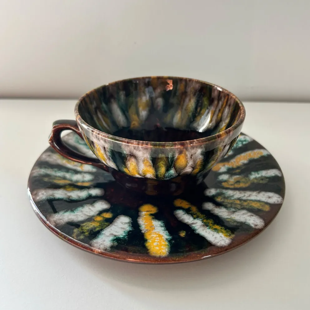 Ensemble tasse et soucoupe pièce unique