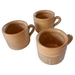 Ensemble 3 tasses anciennes en grès