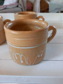 Ensemble 3 tasses anciennes en grès