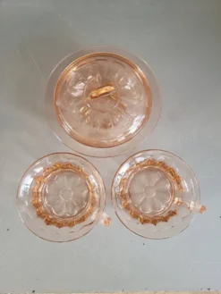 Ensemble 2 tasses + sucrier en verre rose