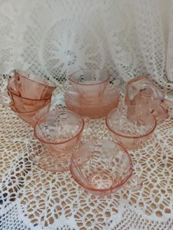 Ensemble 9 tasses Vereco roses
