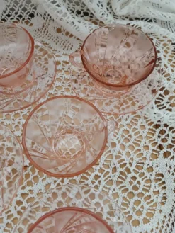 Ensemble 9 tasses Vereco roses