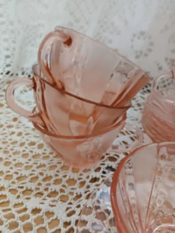 Ensemble 9 tasses Vereco roses