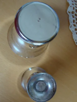 Ensemble timbale et coquetier en argenterie