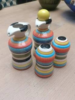 Ensemble vinaigrier, huilier, salière et poivrier